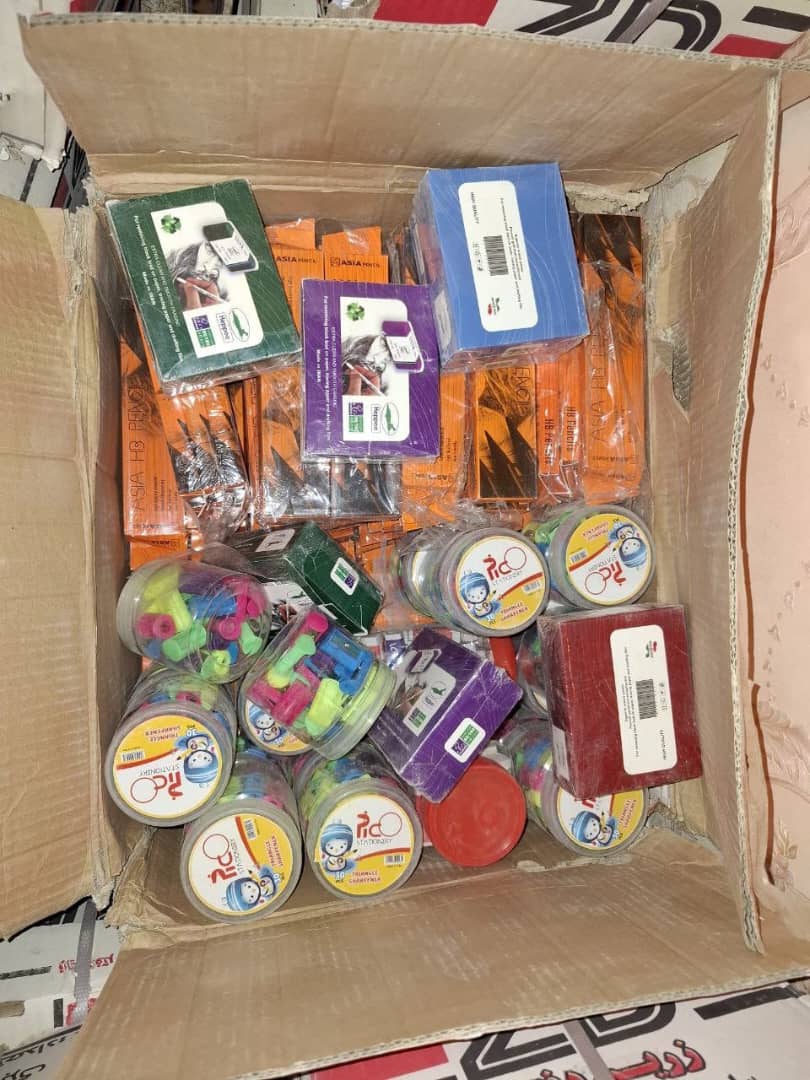 لوازم التحریر برای کودکان نیازمند